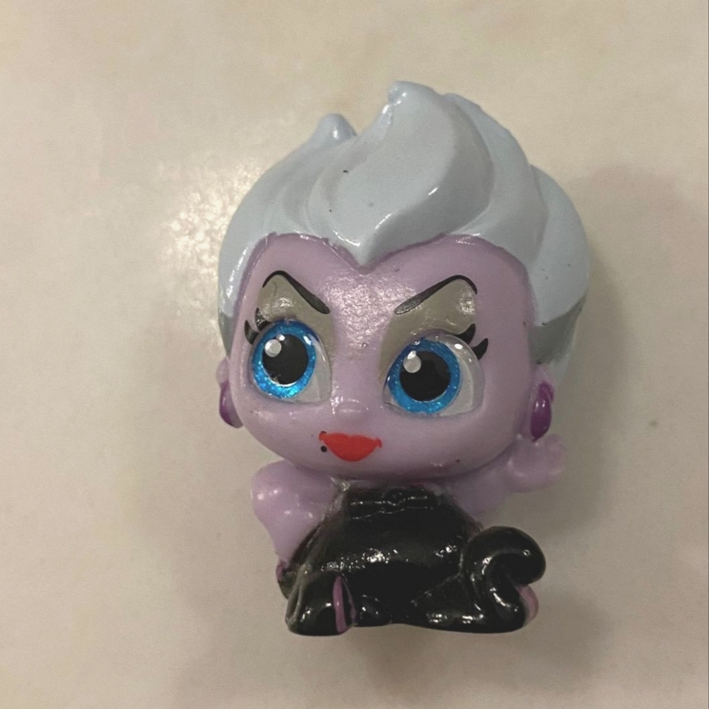Doorables Series 4 - Ursula